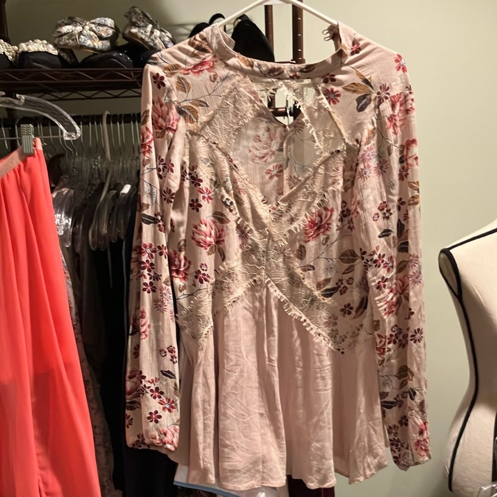 Floral Lace Top